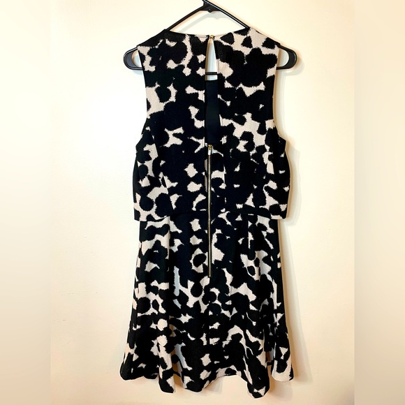 Banana Republic Sleeveless Dress Size 10 - Picture 3 of 9